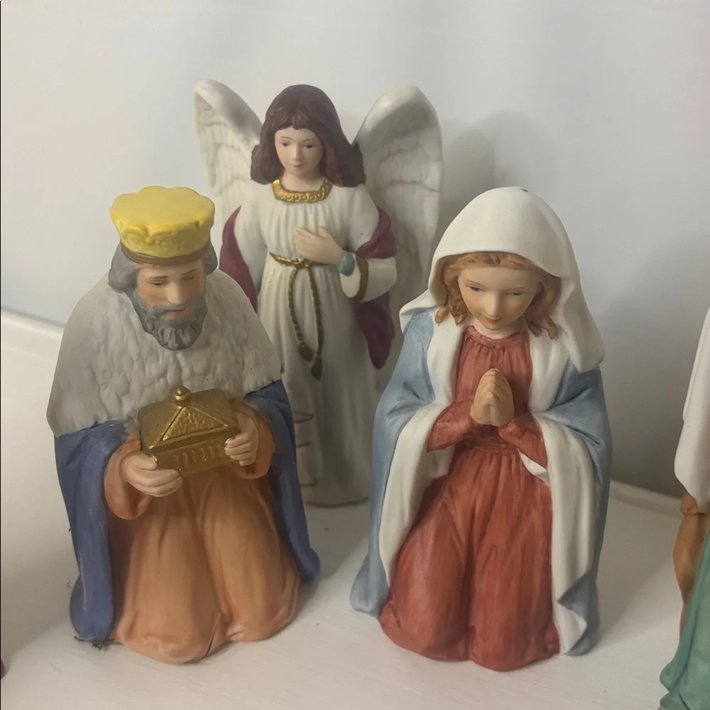 Vintage Home Interiors Nativity Scene Figurine Set - Picture 5 of 8